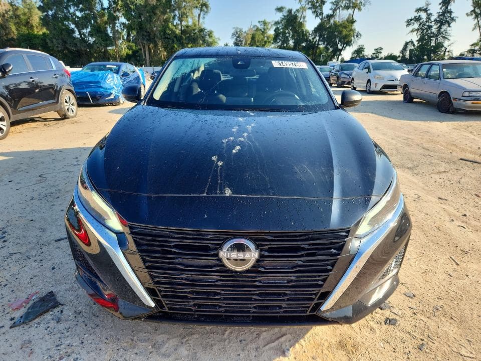 2025 NISSAN ALTIMA SV 5