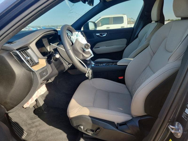 2026 VOLVO XC60 PLUS 7