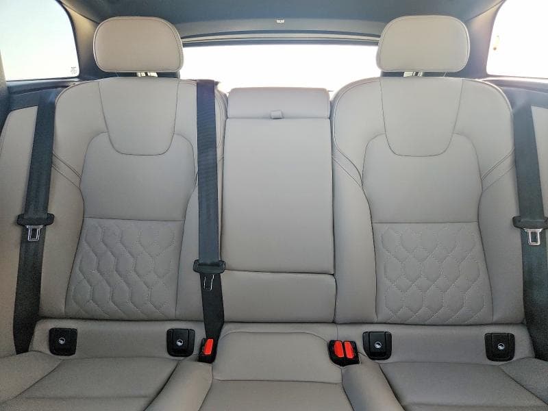 2026 VOLVO XC60 PLUS 10