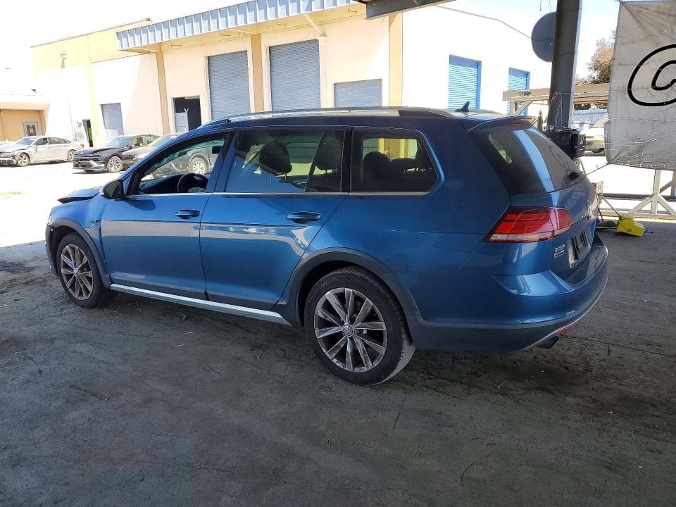 2019 VOLKSWAGEN GOLF ALLTRACK S 2