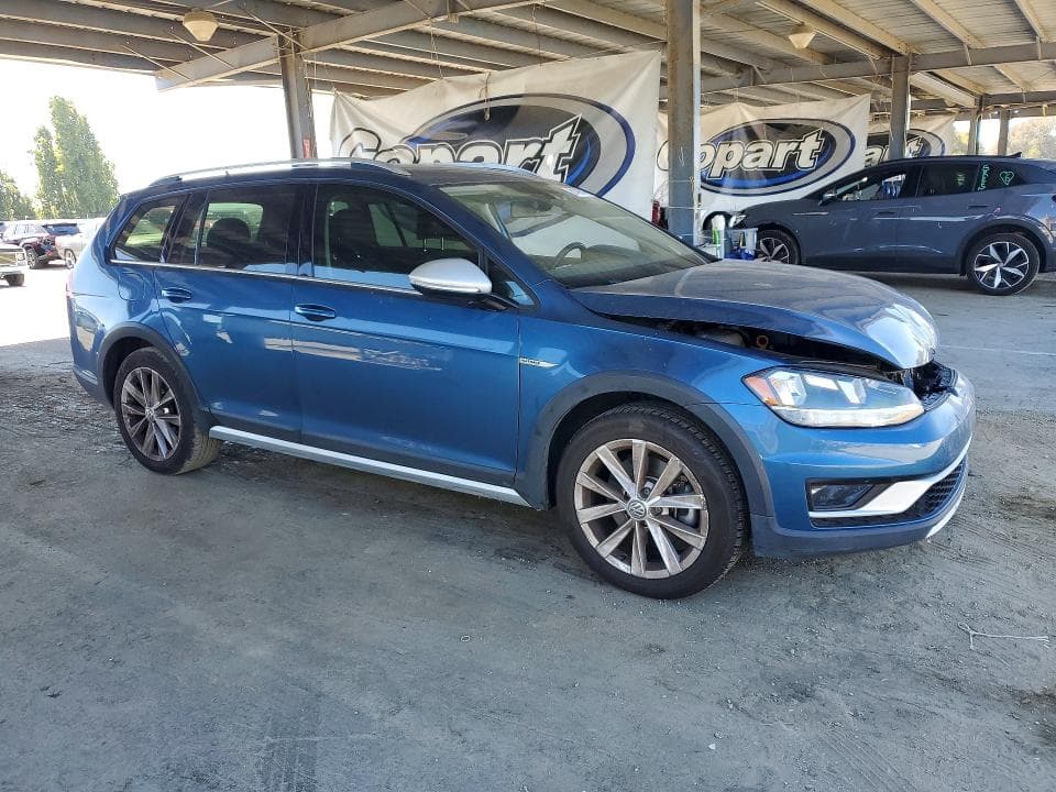 2019 VOLKSWAGEN GOLF ALLTRACK S 4