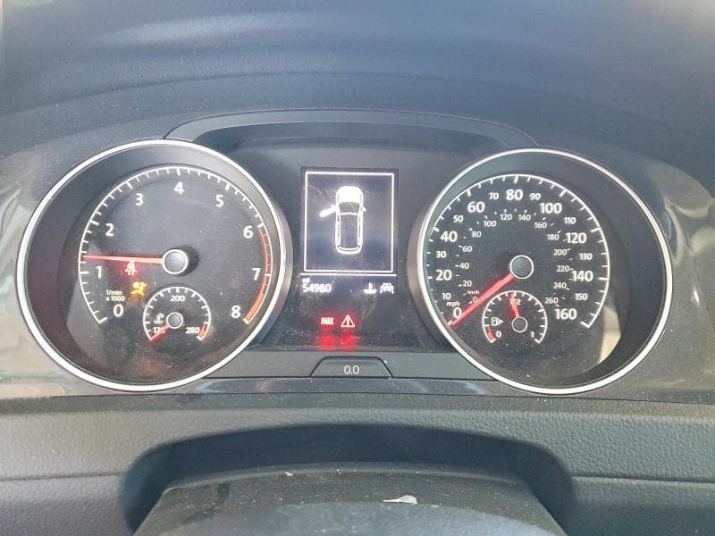 2019 VOLKSWAGEN GOLF ALLTRACK S 9