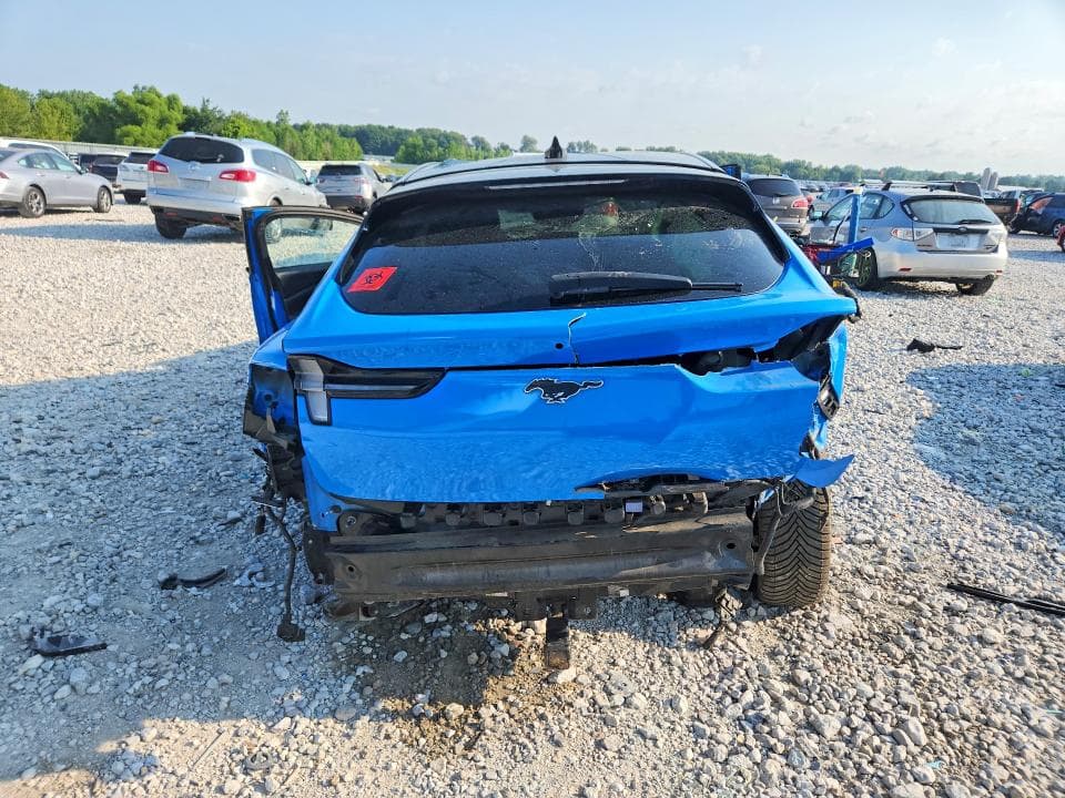 2021 FORD MUSTANG MACH-E PREMIUM 6