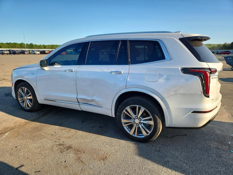 2023 CADILLAC XT6 PREMIUM LUXURY 2