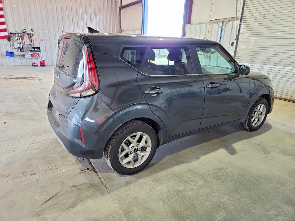 2025 KIA SOUL LX 3