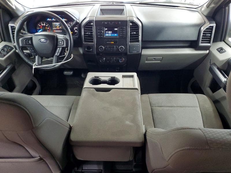 2017 FORD F150 SUPERCREW 8