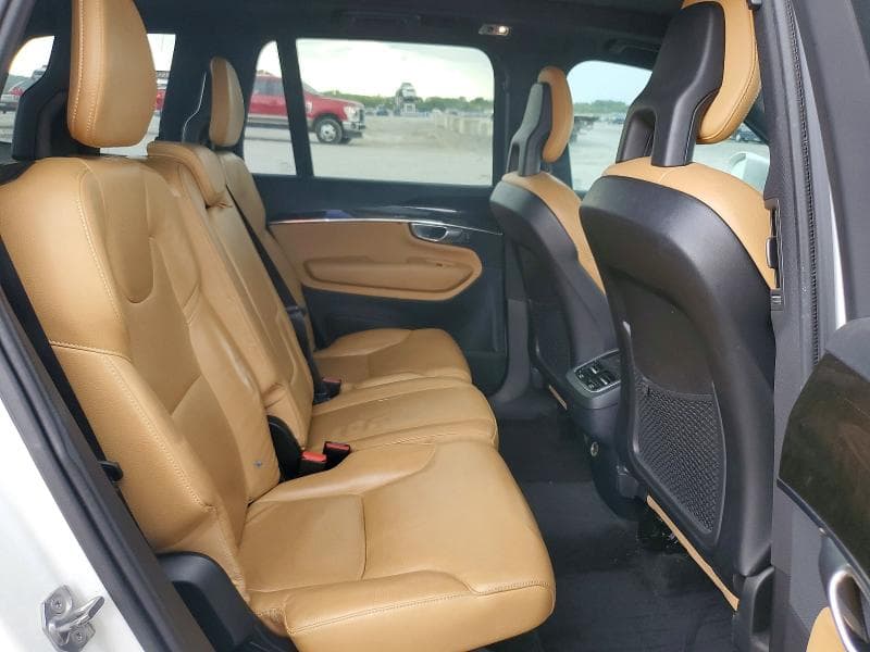 2018 VOLVO XC90 T6 T6 11