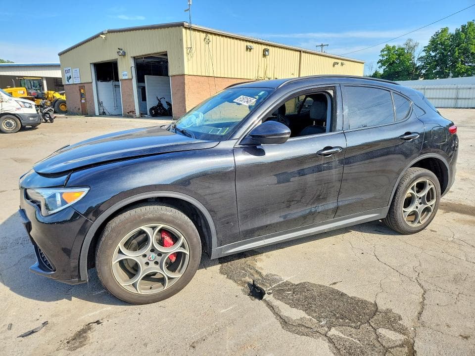 2018 ALFA ROMEO STELVIO SPORT