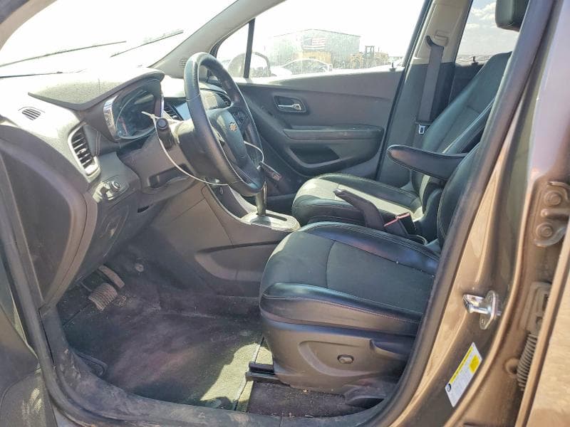2021 CHEVROLET TRAX 1LT 7