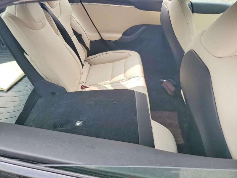 2021 TESLA MODEL S 10