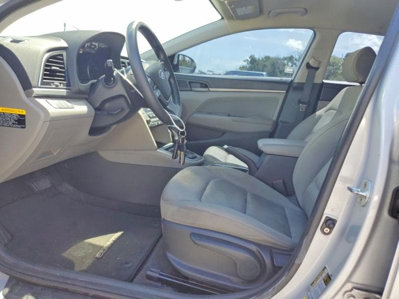 2017 HYUNDAI ELANTRA SE 7