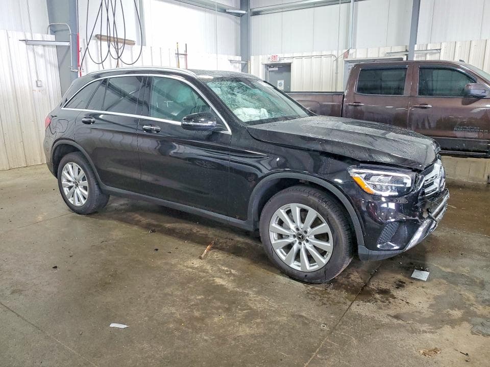 2020 MERCEDES-BENZ GLC 300 4MATIC 4