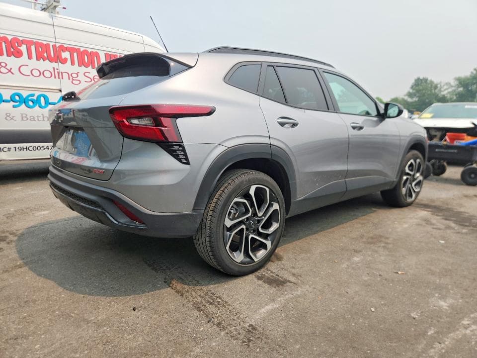 2025 CHEVROLET TRAX 2RS 3