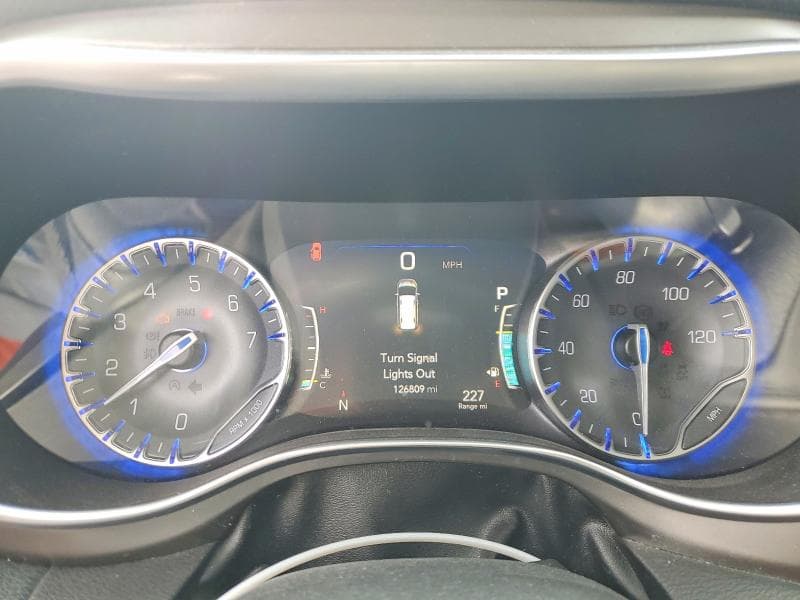 2018 CHRYSLER PACIFICA LIMITED 9