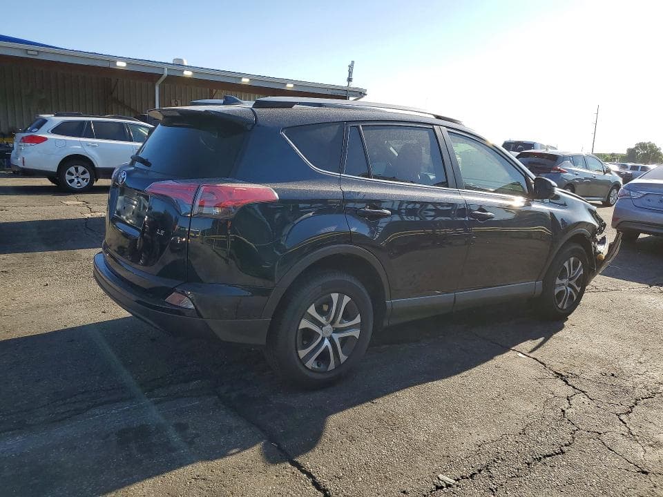 2018 TOYOTA RAV4 LE LE 3