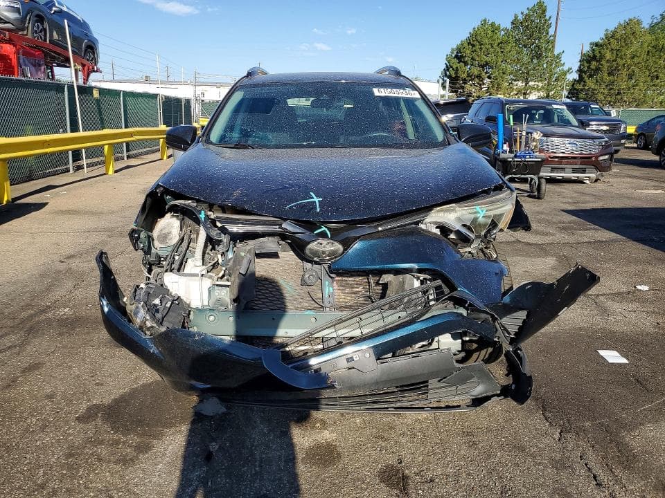 2018 TOYOTA RAV4 LE LE 5
