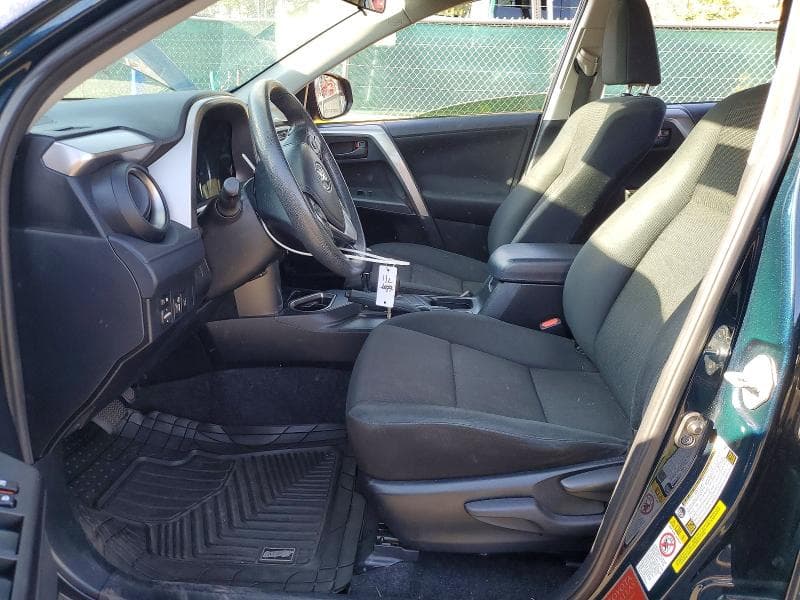 2018 TOYOTA RAV4 LE LE 7