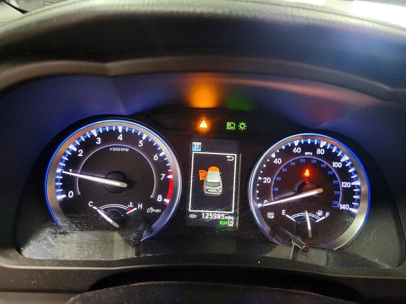 2017 TOYOTA HIGHLANDER XLE 9