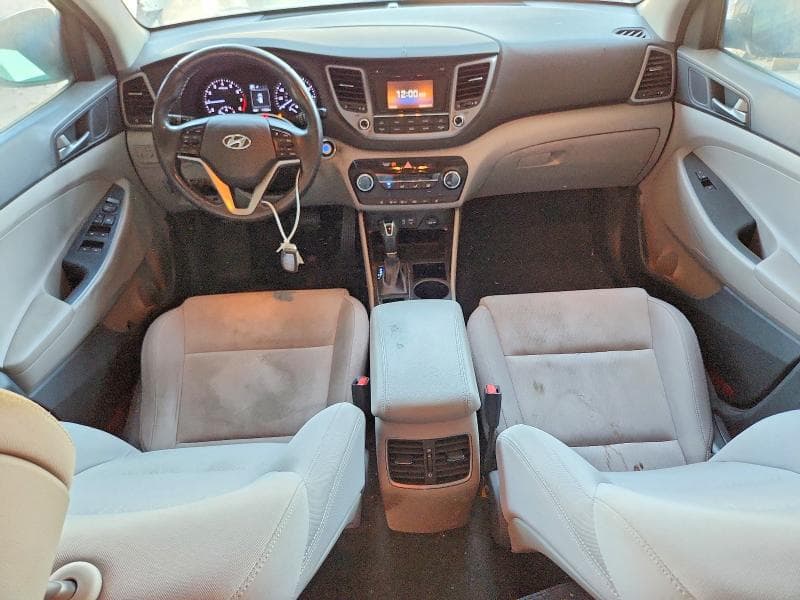 2017 HYUNDAI TUCSON 8