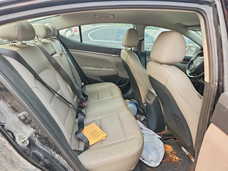 2017 HYUNDAI ELANTRA LIMITED 10