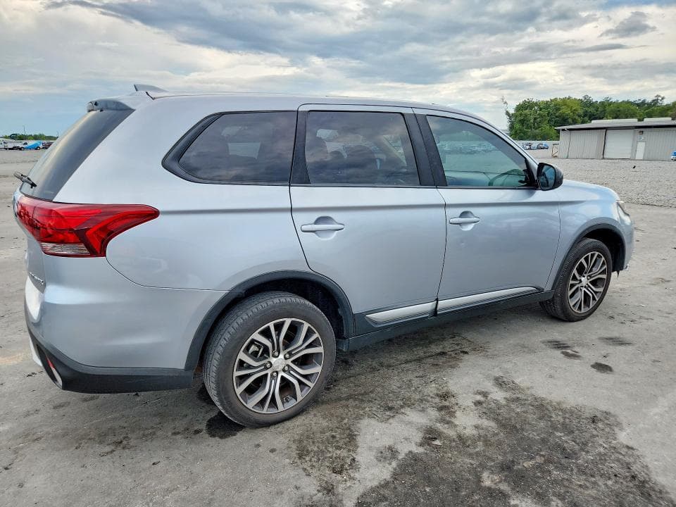2017 MITSUBISHI OUTLANDER ES 3
