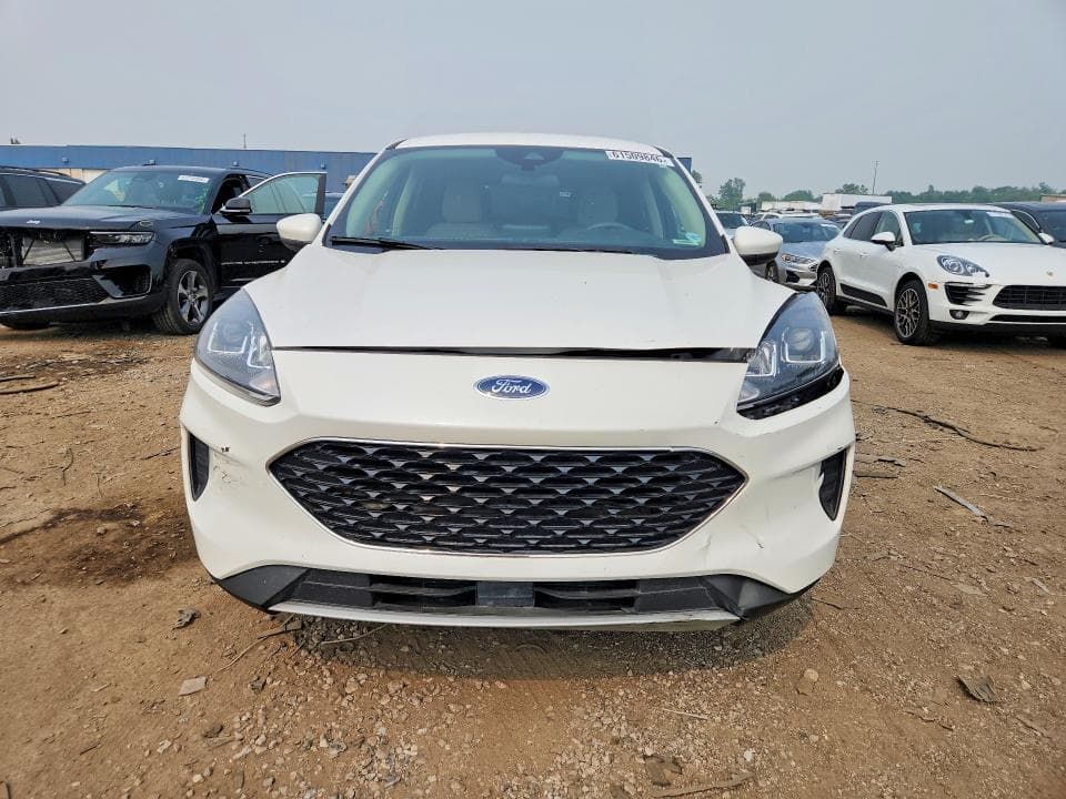 2020 FORD ESCAPE SE 5