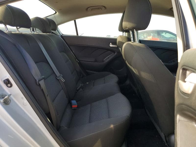 2017 KIA FORTE LX 12