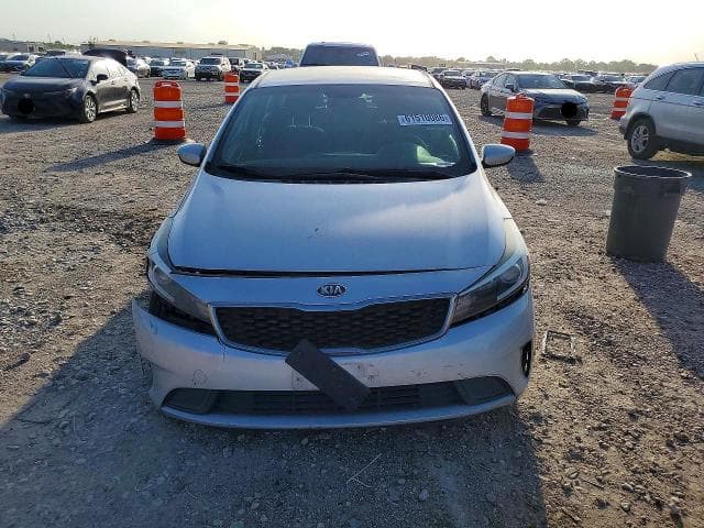 2017 KIA FORTE LX 6