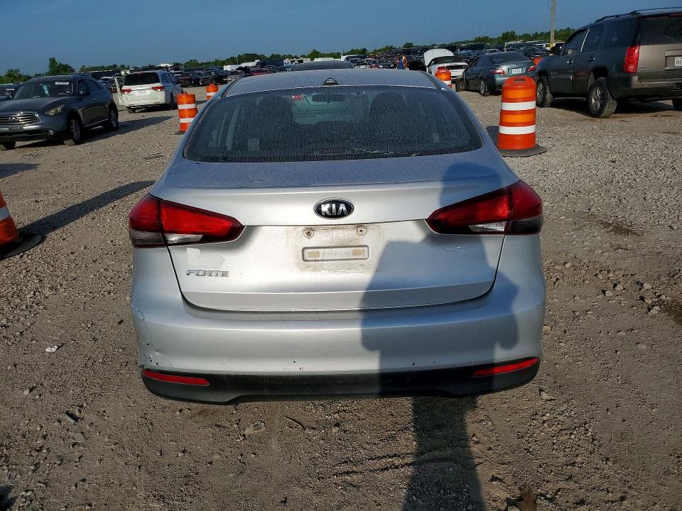 2017 KIA FORTE LX 7