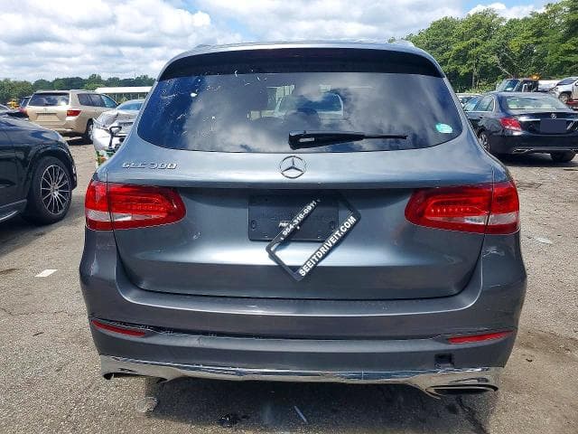 2017 MERCEDES-BENZ GLC 300 300 6