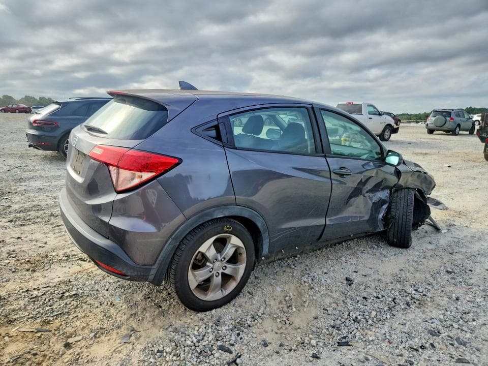 2017 HONDA HR-V LX 3