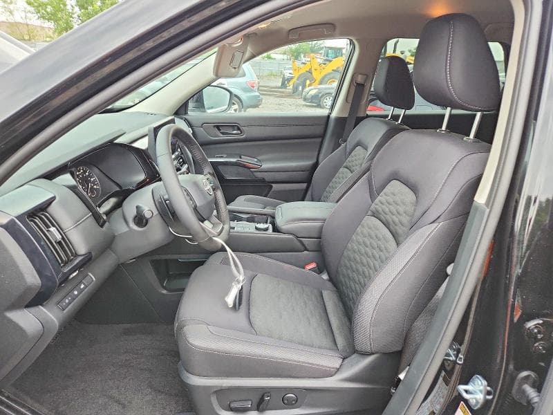 2026 NISSAN PATHFINDER SV SV 8