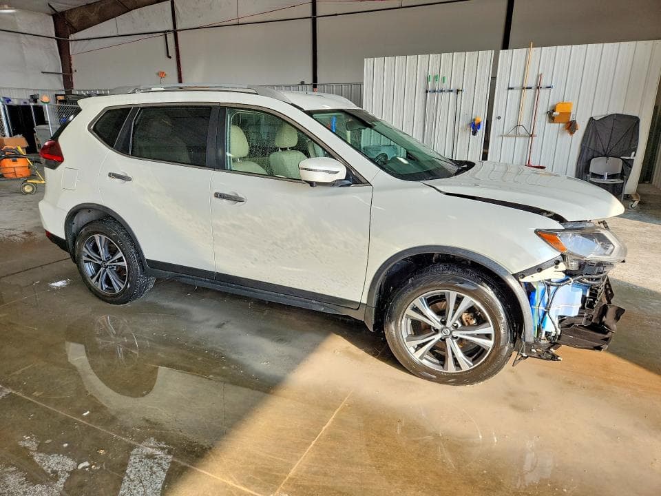 2019 NISSAN ROGUE SV 4