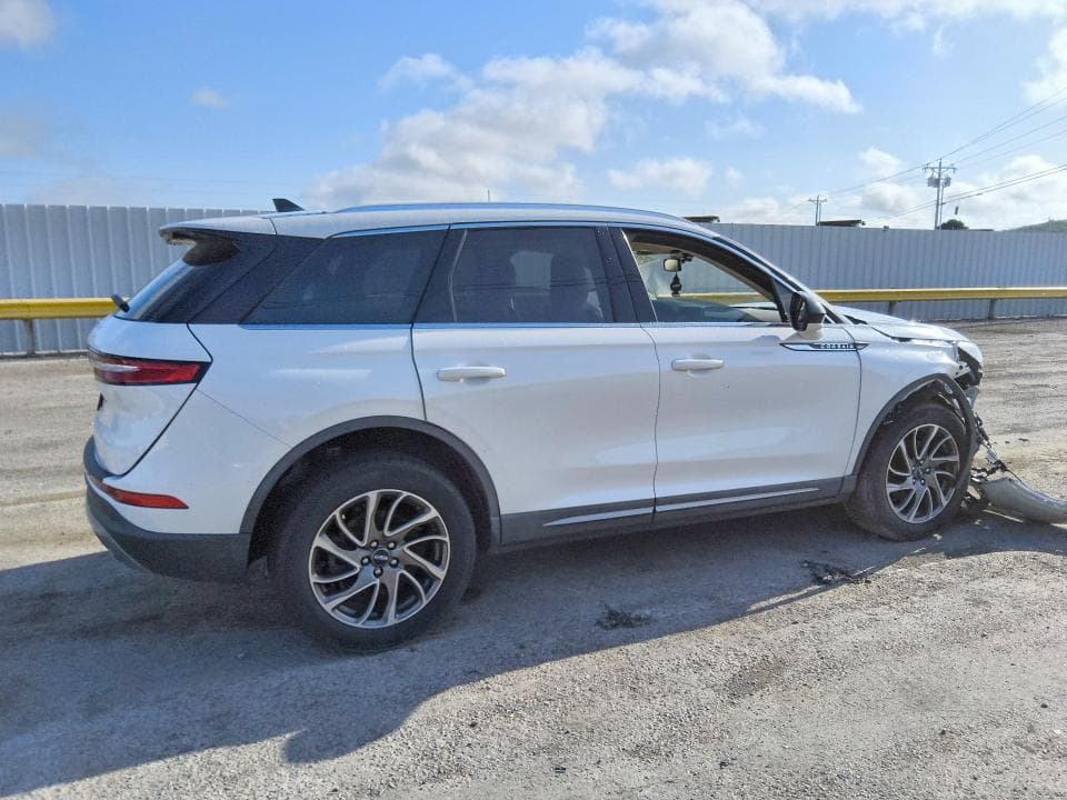 2021 LINCOLN CORSAIR 3