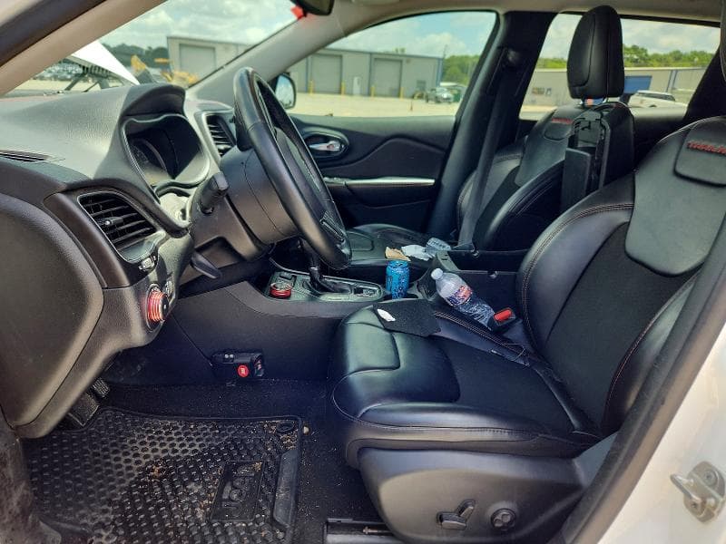 2020 JEEP CHEROKEE TRAILHAWK 7