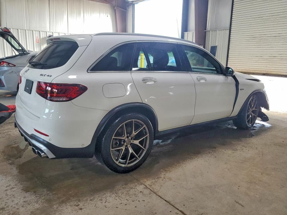 2022 MERCEDES-BENZ GLC 43 4MATIC AMG 3