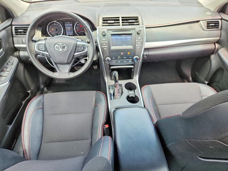 2017 TOYOTA CAMRY SE 8