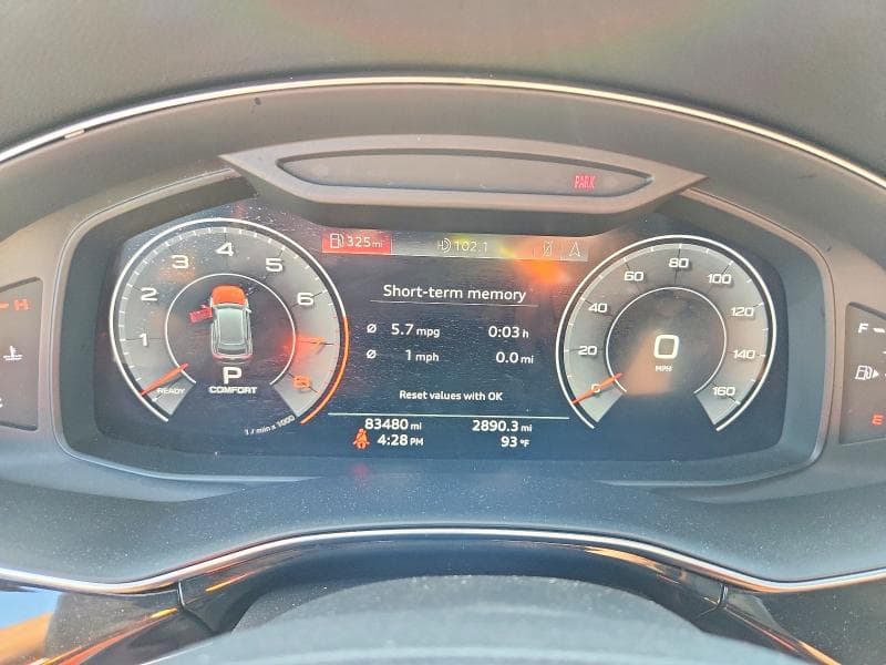 2019 AUDI Q8 PREMIUM 9