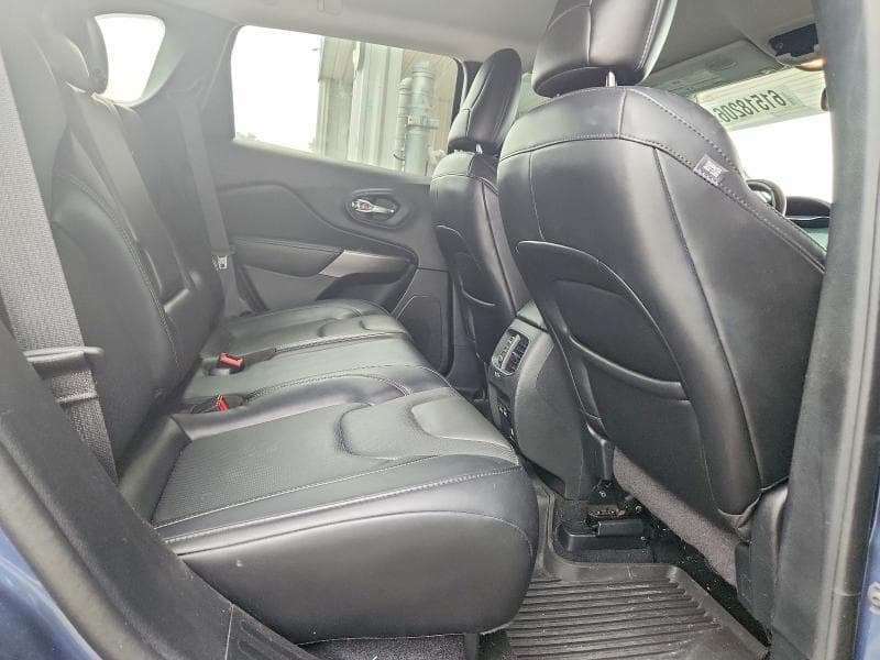 2021 JEEP CHEROKEE LATITUDE LUX 10