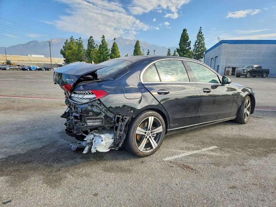 2024 MERCEDES-BENZ C 300 4MATIC 3