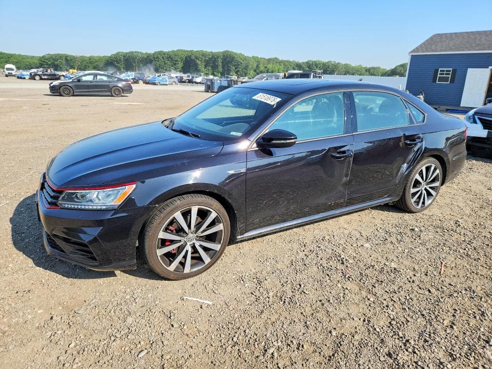 2018 VOLKSWAGEN PASSAT GT - 1
