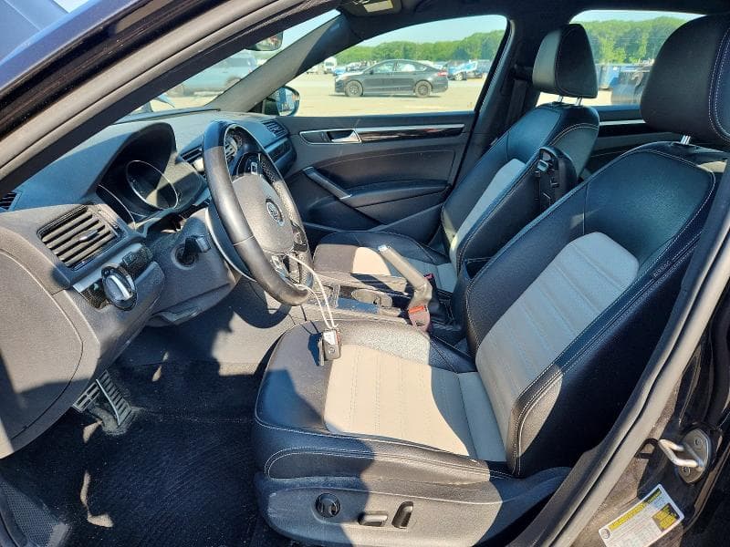 2018 VOLKSWAGEN PASSAT GT 7