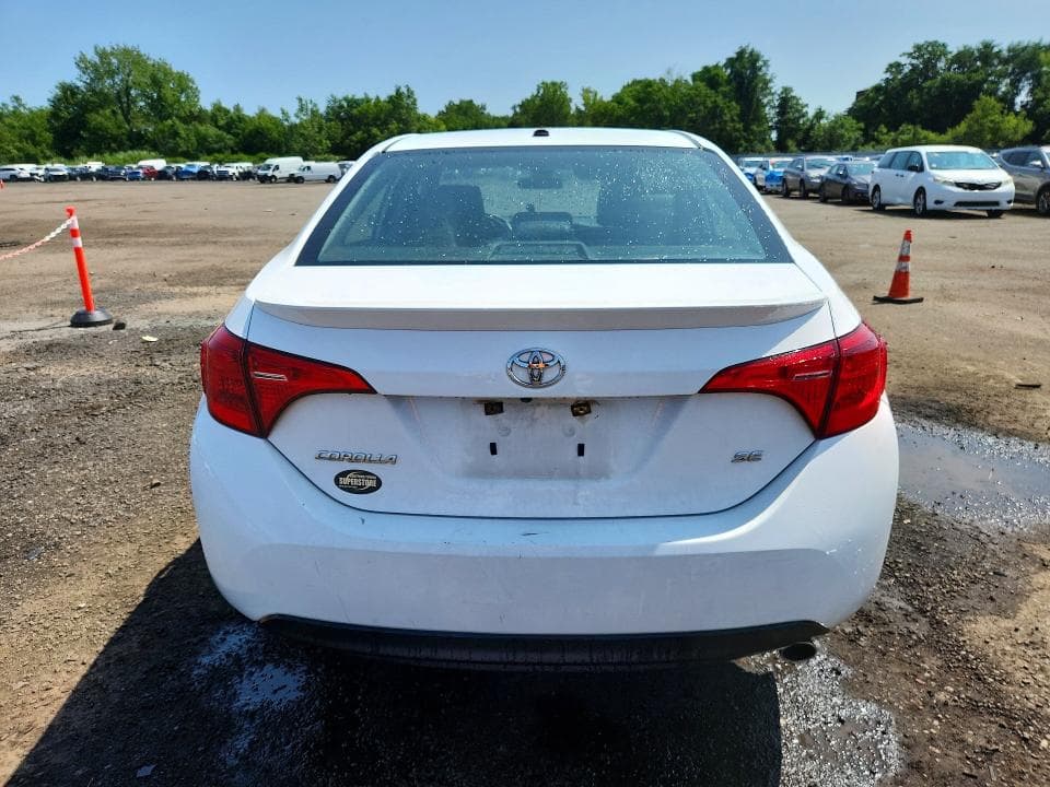 2019 TOYOTA COROLLA SE 6