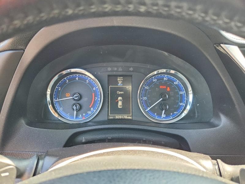 2019 TOYOTA COROLLA SE 9