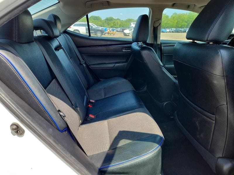2019 TOYOTA COROLLA SE 10