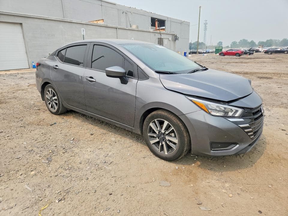 2025 NISSAN VERSA SV SV 4