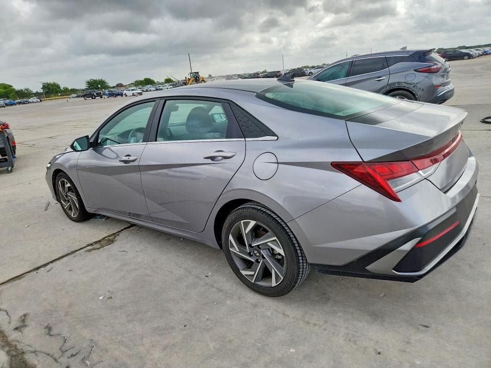 2025 HYUNDAI ELANTRA SEL 2