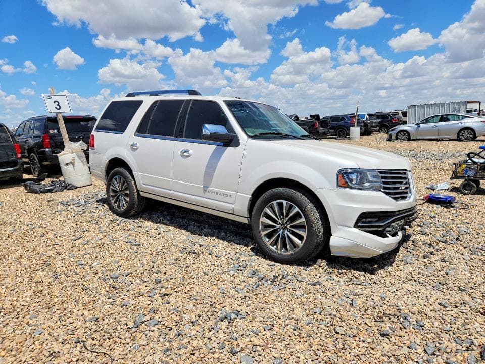 2017 LINCOLN NAVIGATOR SELECT 4