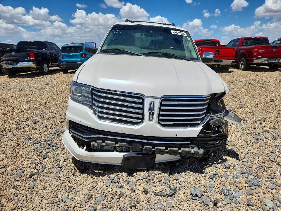 2017 LINCOLN NAVIGATOR SELECT 5
