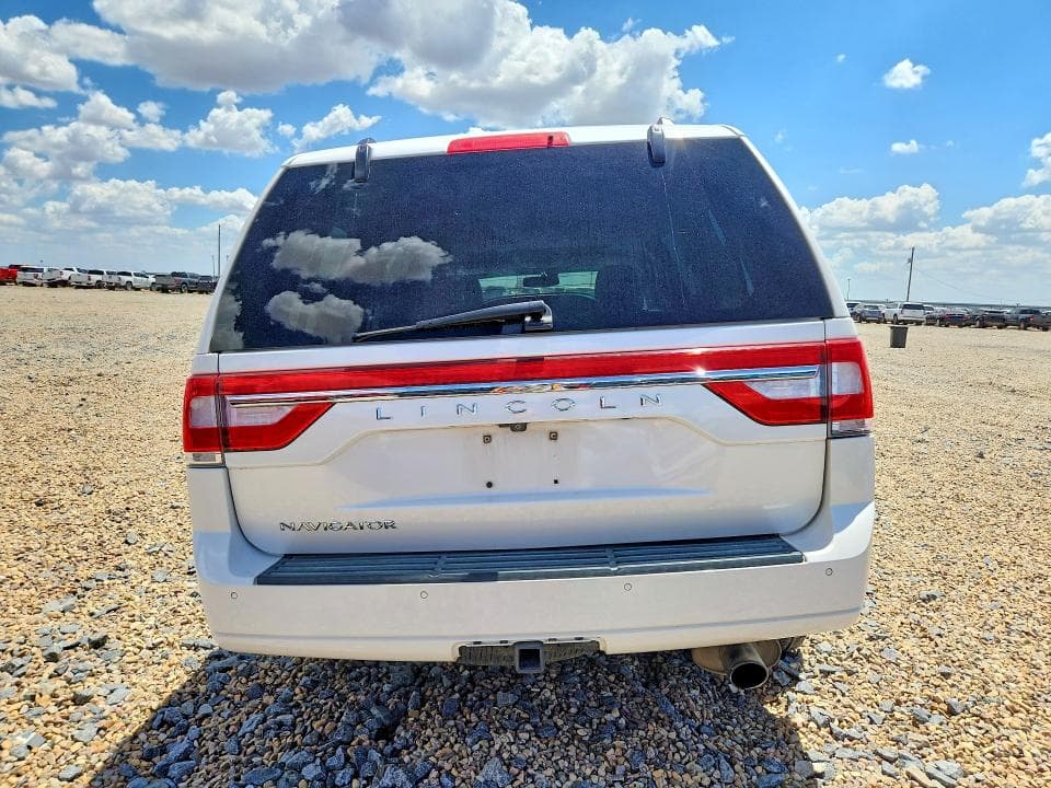 2017 LINCOLN NAVIGATOR SELECT 6